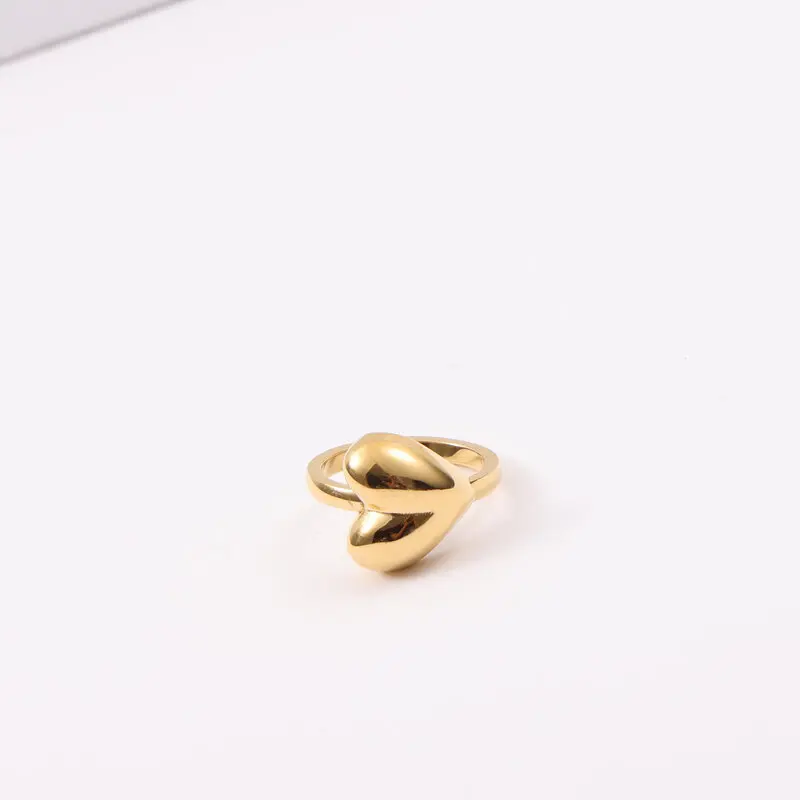 

High End 18K PVD Gold Plated Statement Heart Rings Stainless Steel Jewelry Women Gift