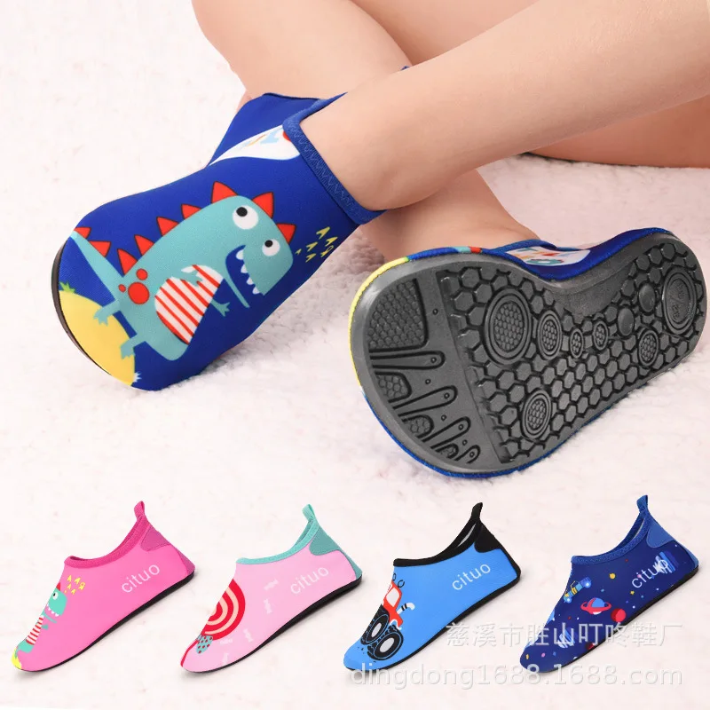 

SP108 Factory Direct Kids Summer Shoes Water Shoes Non-Slip Quick Dry Swim Barefoot Beach Aqua Pool Socks for kids Toddler, Multi-colors