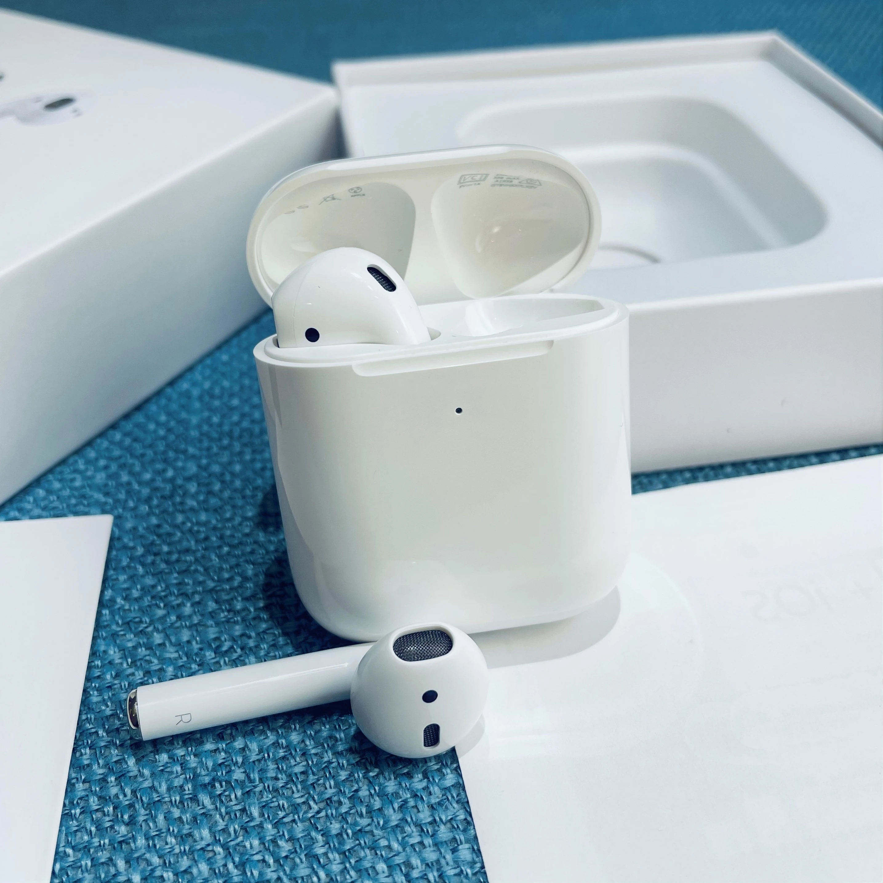 

Top Quality GPS Rename Air 2 Bluetooths Wireless Earphone Earbuds For air 2, White