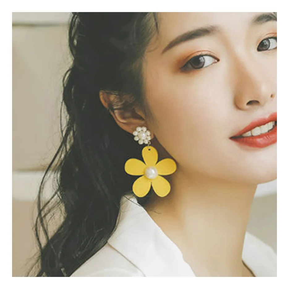 

Wholesale Jewelry Good Quality Fashion Yellow Flowers Sun Pearl Drop Earrings Korean Accessories Earrings, Gold