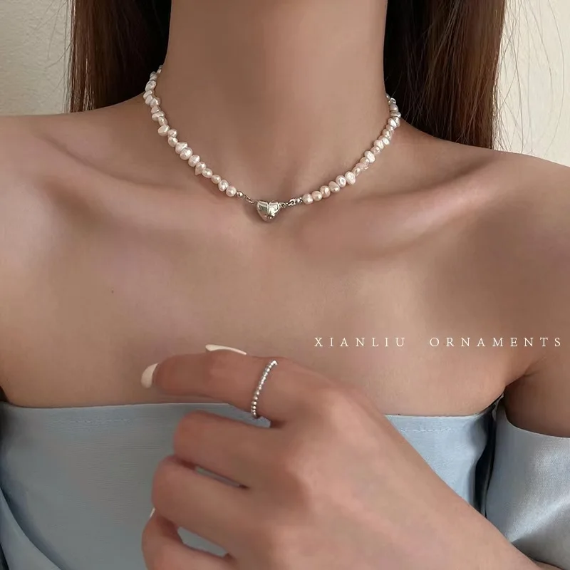 

Baroque natural pearl necklace for women ins trendy high-grade design light luxury all-match magnetic heart clavicle chain