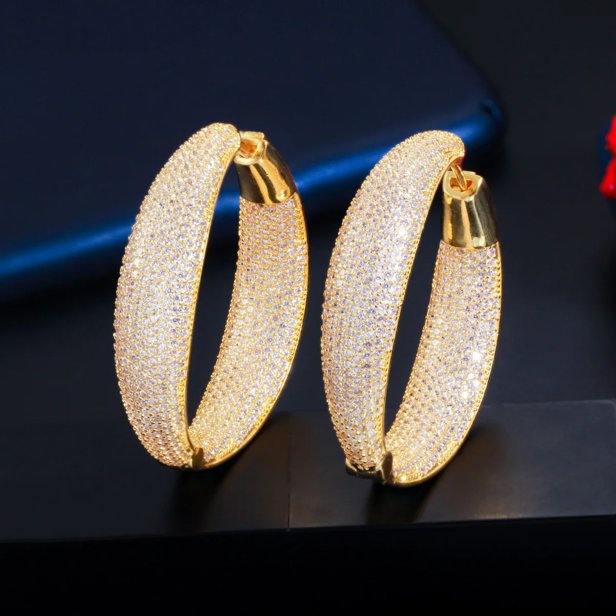 

Brass Gold Plated Big Hoop Earrings Zircon Paved Micro Setting Thick Hoop Earrings for WOMEN