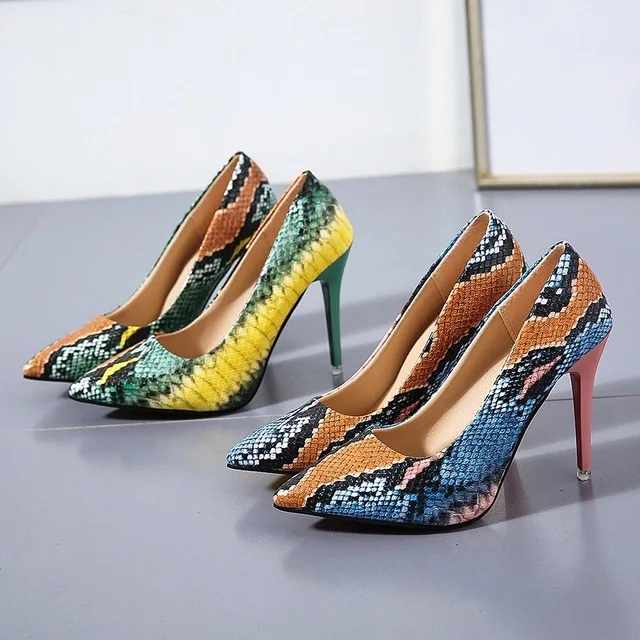 

Free Shipping New womenswear Trends Fashion Week Snake Skin Python Leather High Heel Dress Shoes, Requirement