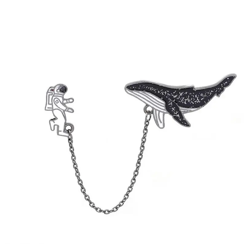 

The astronaut space whales drip brooch brooch metal clothing Japanese cartoon badge For Women Jewelry, Color