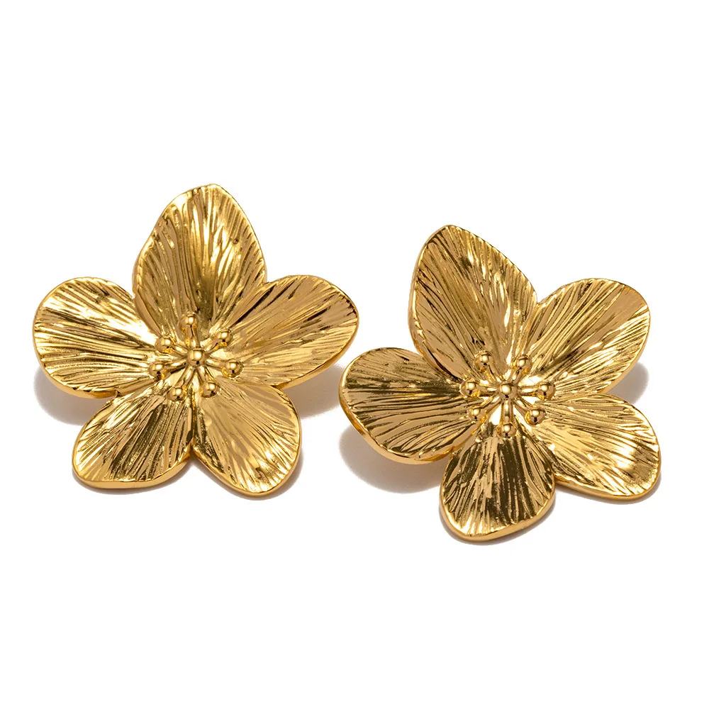 

Wholesale Classic Vintage Flower Earrings For Lady Waterproof 18K Gold Plated Stainless Steel Stud Earrings Jewelry For Women