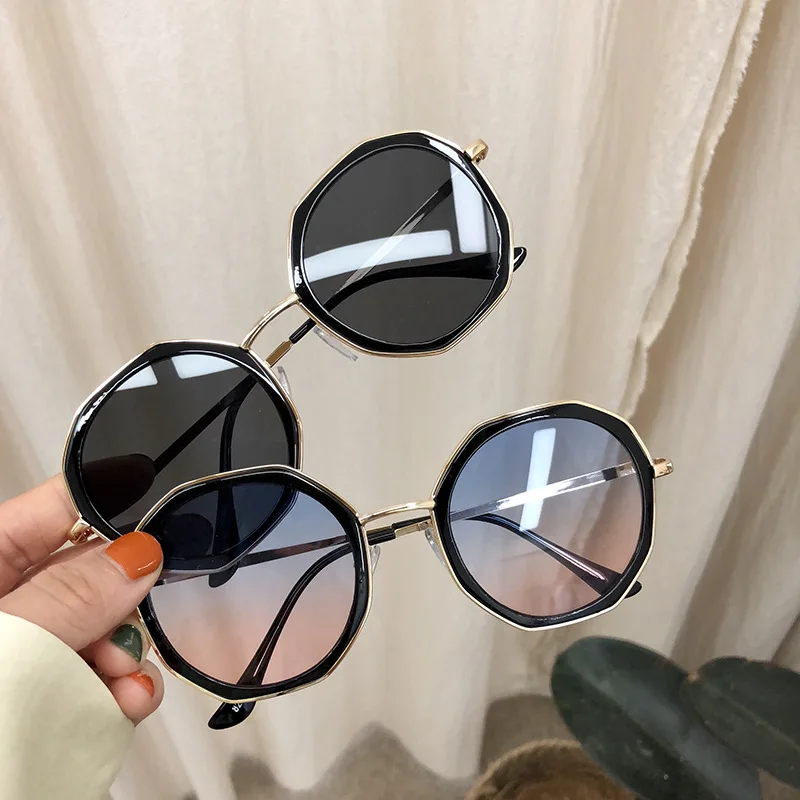 

New Trendy Sunglasses Fashion Black Metal Round Sun glasses Men Women Vintage Sunglasses, As the picture show
