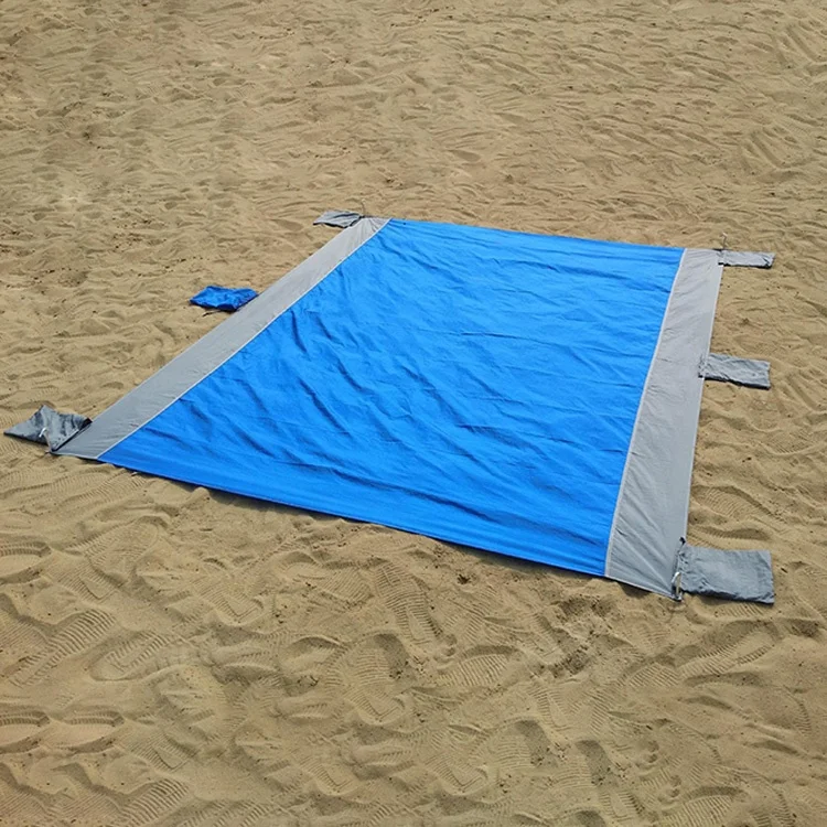 

2021 Outdoor Beach Lawn Play Hiking Foldable Travel Picnic Blanket Six Bags Camping Mat, Customized color