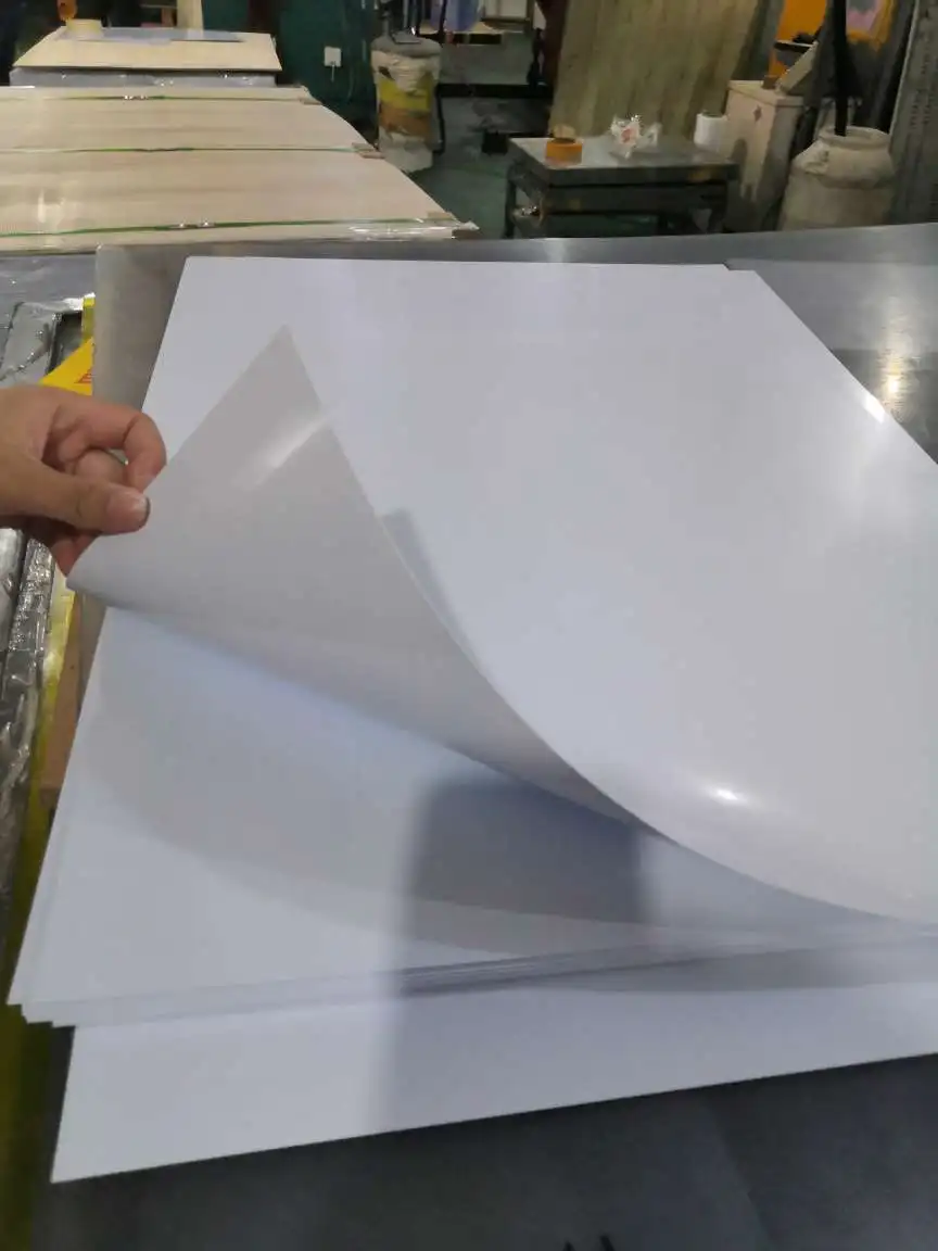 用于灯罩的高品质白色 pvc 板材卷