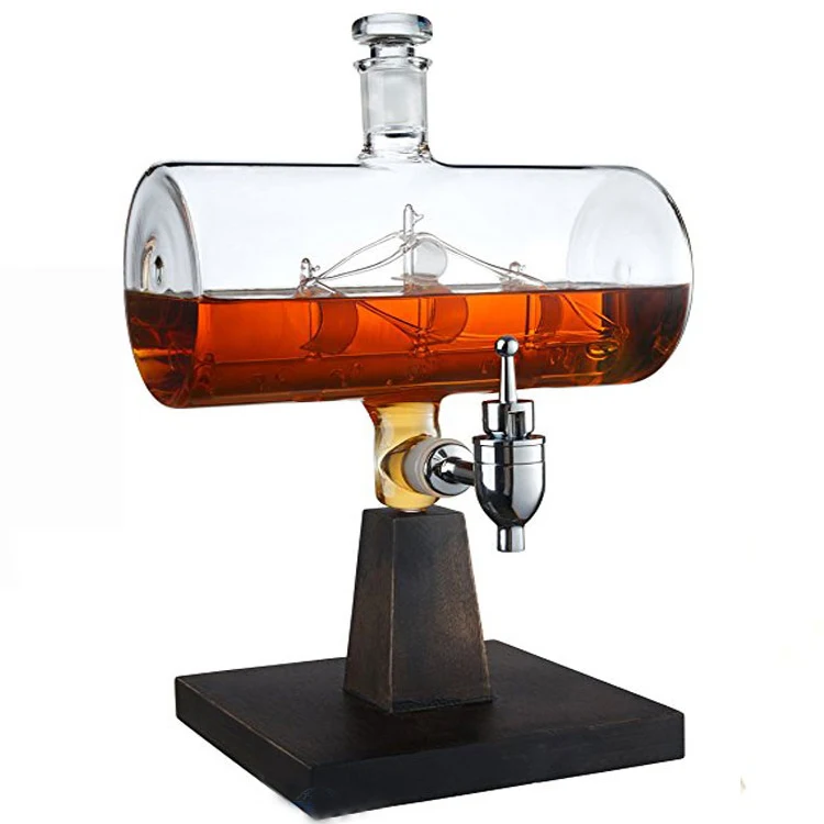 boat inside glass bottle