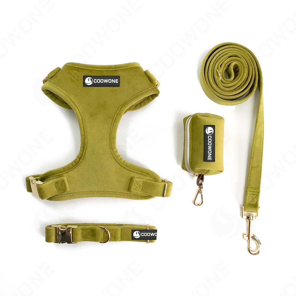 

pet supplies 2022 adjustable luxury Corduroy Velvet Dog Harness Set designer dog leash vest for pet travel collares para perros