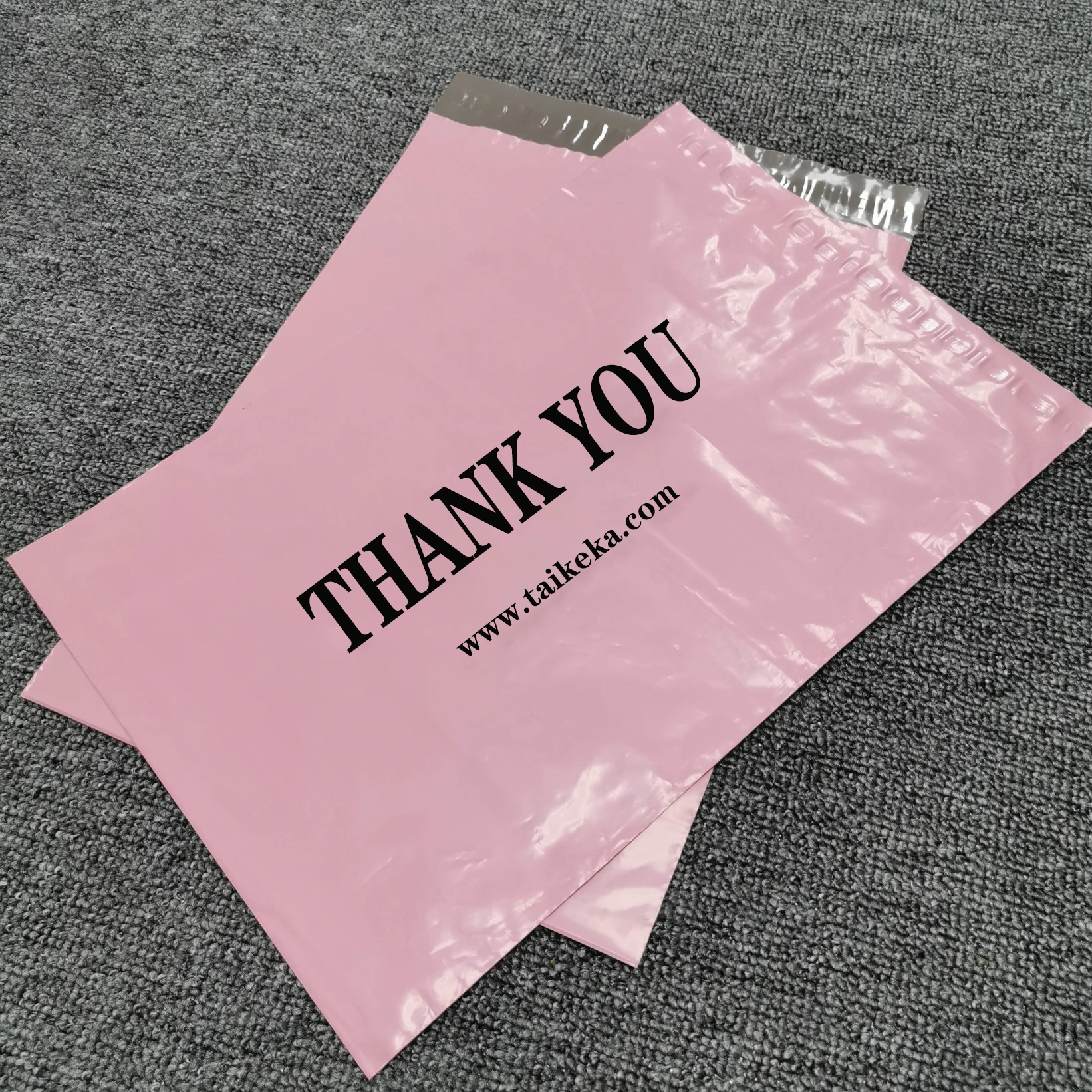 

Biodegradable Custom Logo Self-sealing Custom Poly Mailer Express Mailing Bags Packaging for Clothing Shoes & Clothing Accepted