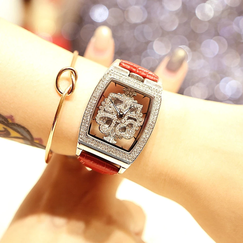 

Fashionable women's watch comes and goes leather waterproof micro luminous watch