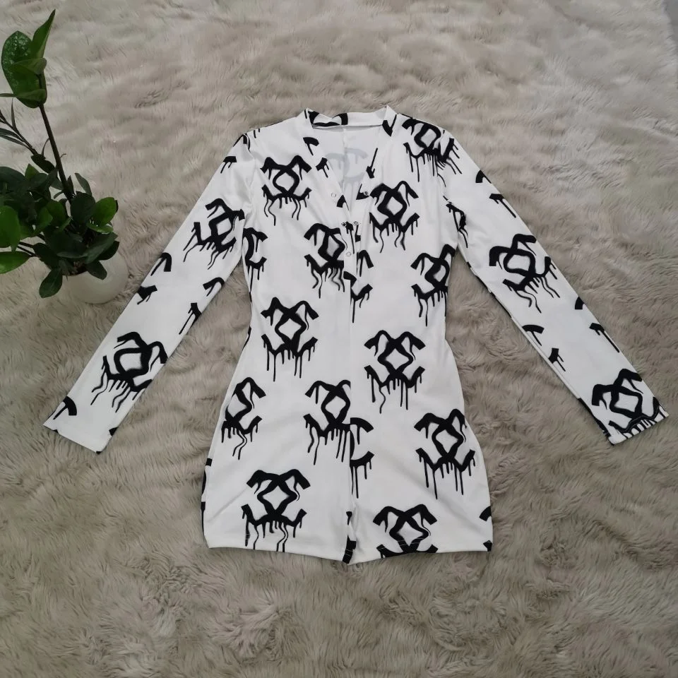 

High Elastic Sleepsuit Pajamas Sleepwear Print Adult Sexy Onesie v neck Designer Oneies Wholesale, Picture shows
