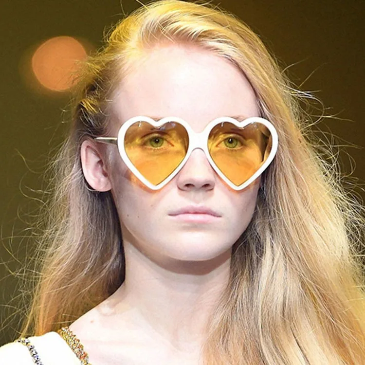 

SKYWAY New Type Love Shaped Fashion Big Frame Personality Sun Glasses Trendy Heart Women Sunglasses