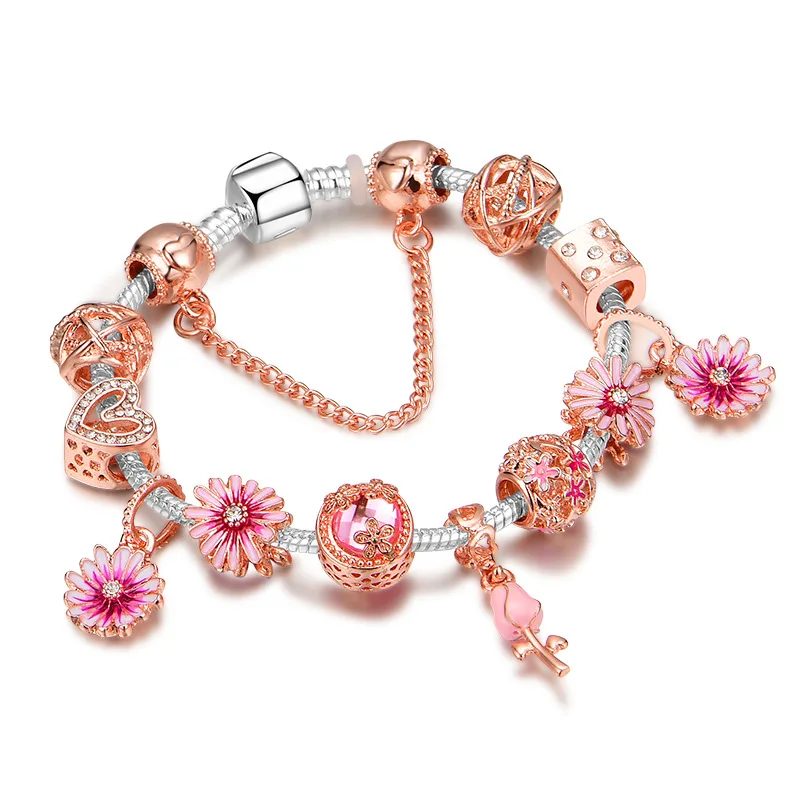 

2020 New Romantic Daisy Pendant Bangle Bracelets Creative Alloy Bracelets Exquisite Charm Bracelets For Ladies, Picture shown