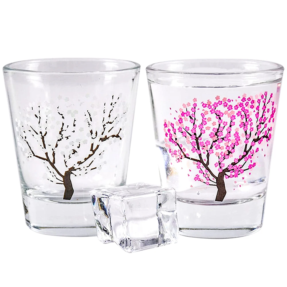 

Stock 50ml 2oz Whiskey Shot Glass Color Changing Flowers Cup Cold Temperature Color Changing Sakura Sake Display Cup