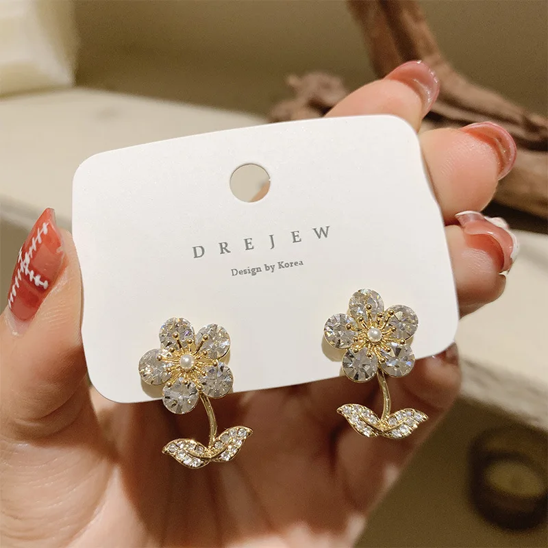 

fashion trendy crystal flower earings for women 2021 one paier