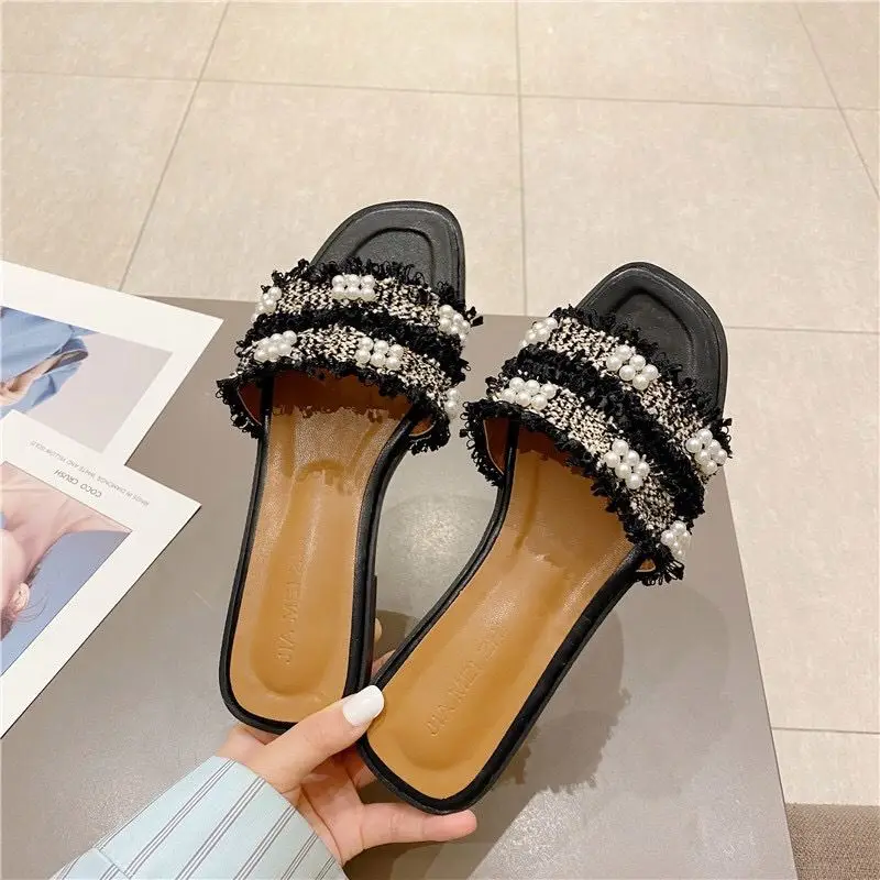 

2021 Fashion high quality plus size casual flat sandals women hot sale daily outdoor pearl beach slippers, Black, white, purple, nude