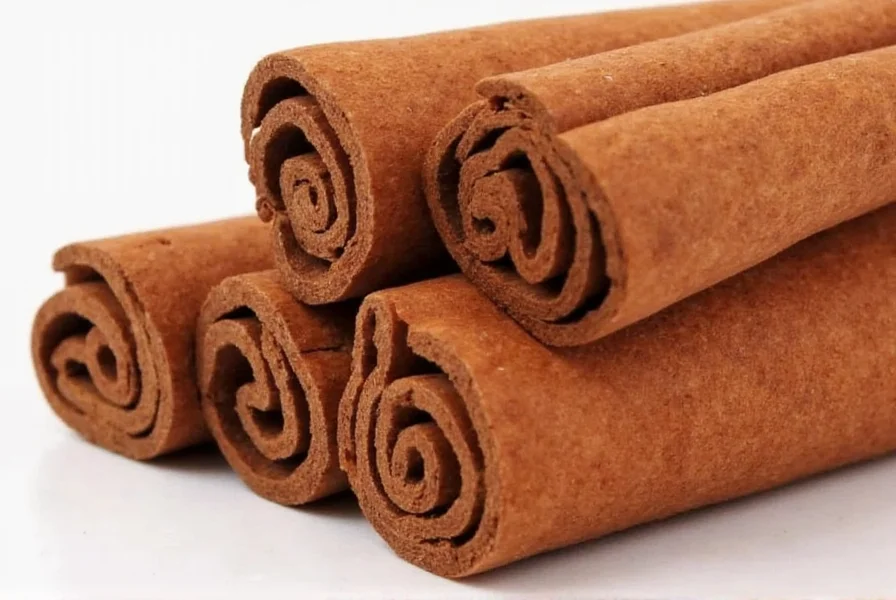 Various ways to incorporate cinnamon into daily diet including in coffee, oatmeal, and smoothies for health benefits