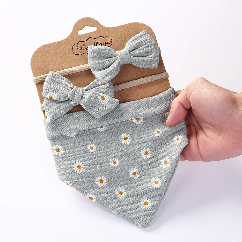 

Wholesale Cotton Triangle Saliva Towel Cotton Muslin Baby Bandana Bibs Bowknot Headband Set, 10 colors