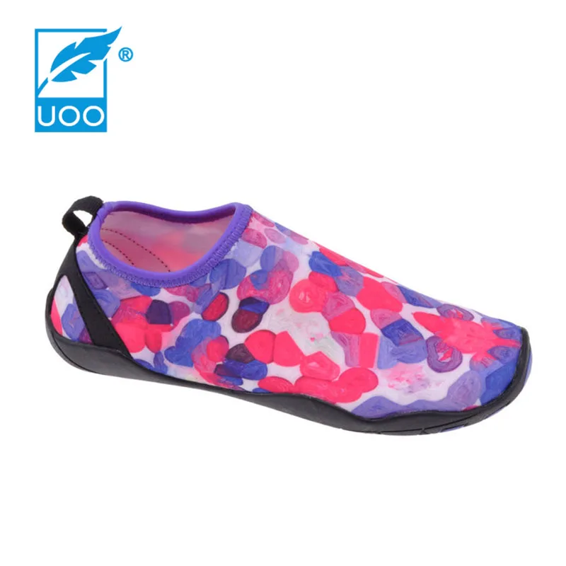 neoprene water shoes2.jpg