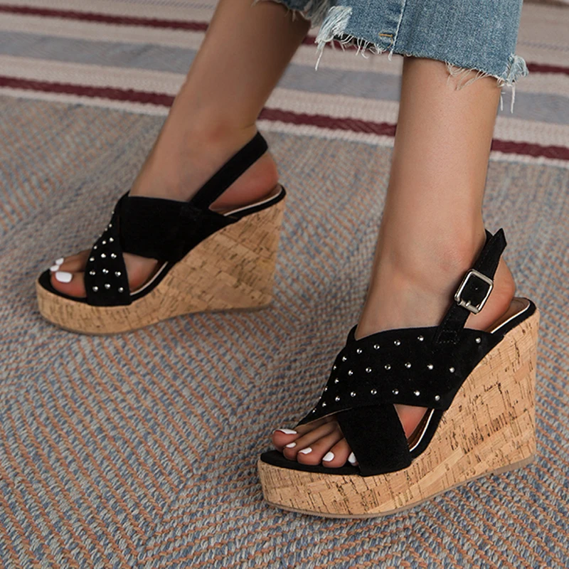 

Roman Gladiator Wedges Sandals Summer Fashion Rivet Design Women Casual High Heels Open Toe Platform Buckle Strap Shoes