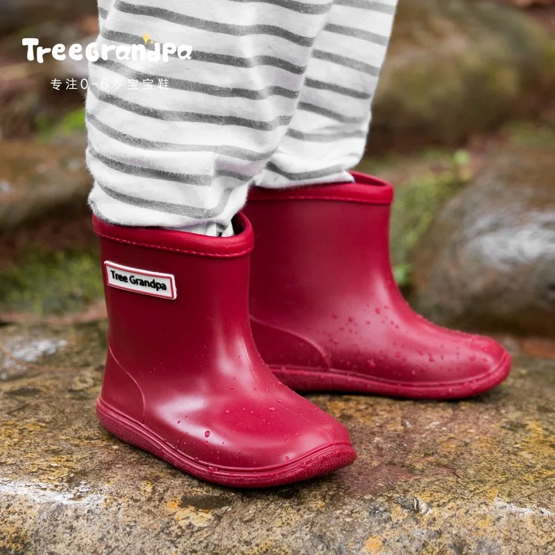 

YIZHI Brand New Environmental PVC Kids Rain Boots Waterproof Children's Antiskid Soft Sole Rain Boots for kids