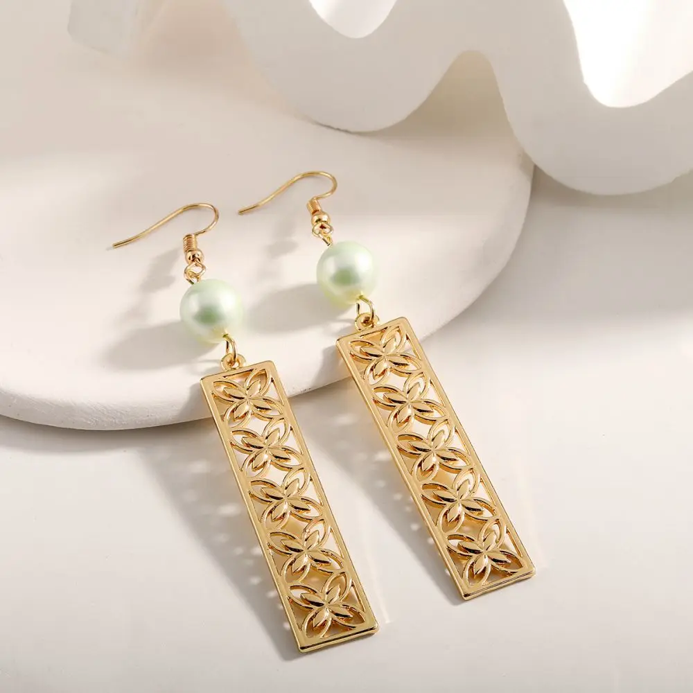

New Trendy Hawaii Flower Earrings Fashion Gold Plated Dangle Earring Necklace Set Hawaiian Jewelry Set