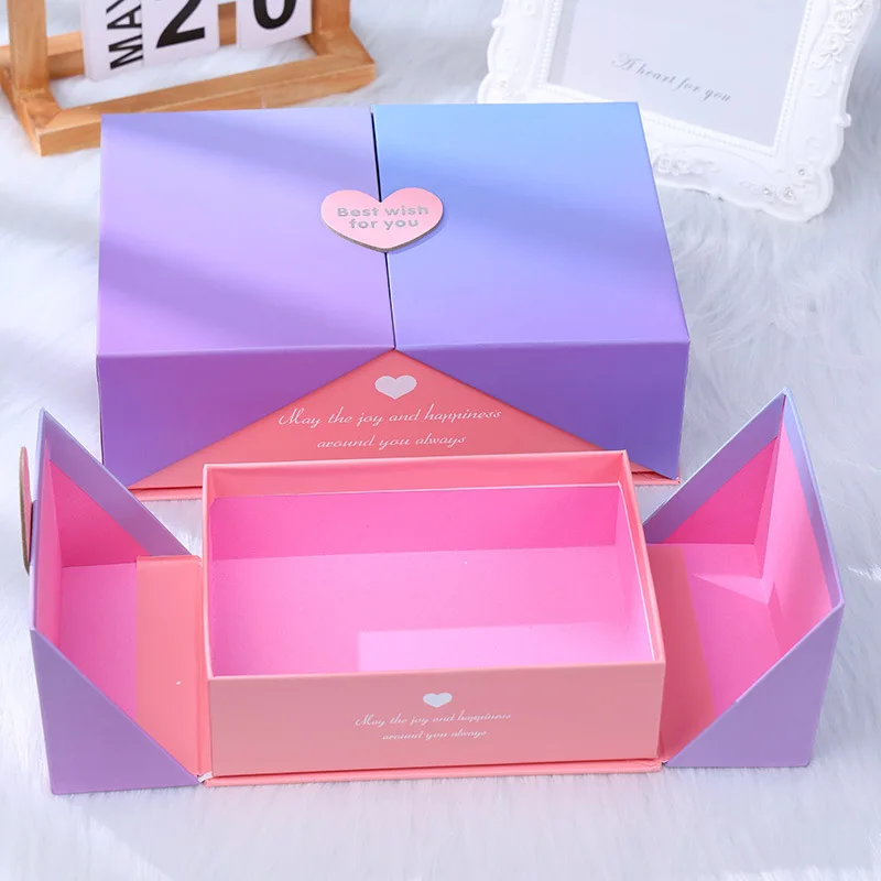 

2022 New Design Wholesale Custom Heart Shape Packaging Cosmetic Box With Logo For Valentine's Day DIY Packing Gift Paper Boxes