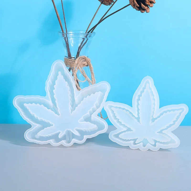 

Leaves Shaped Weed Heamp Leaf Resin Ashtray Silicone Molds for Casting Crafts Handmade, White