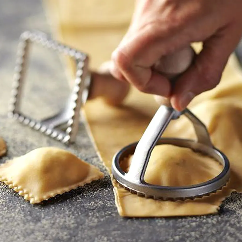 Aluminium Square And Round Ravioli Cutter Set With The Wooden Handle