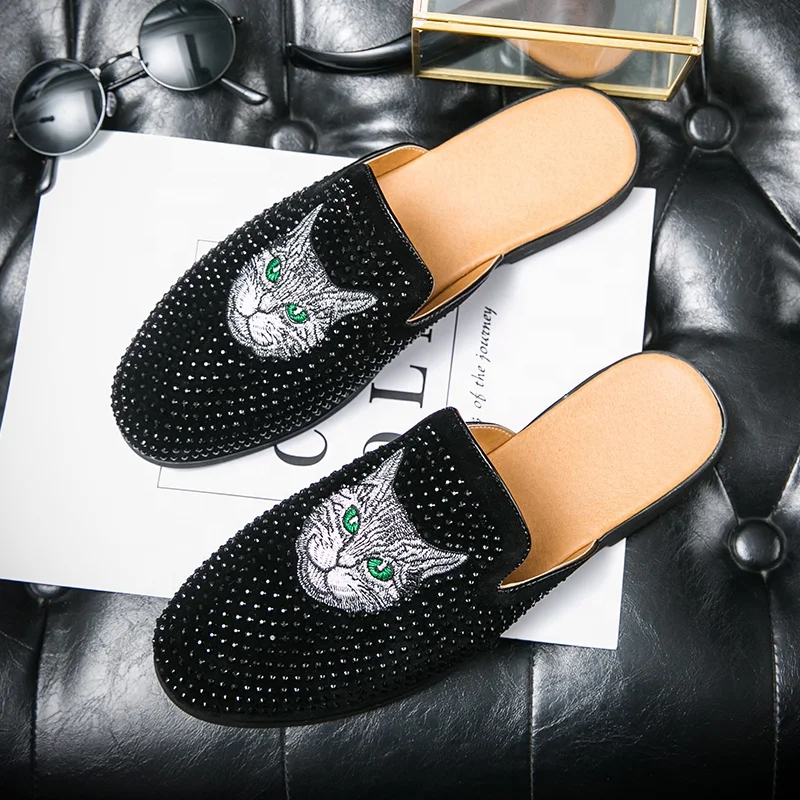 

Wholesale comfortable Outdoor Half Slippers Fashion Sandals With Diamonds Breathable Men's Sandals