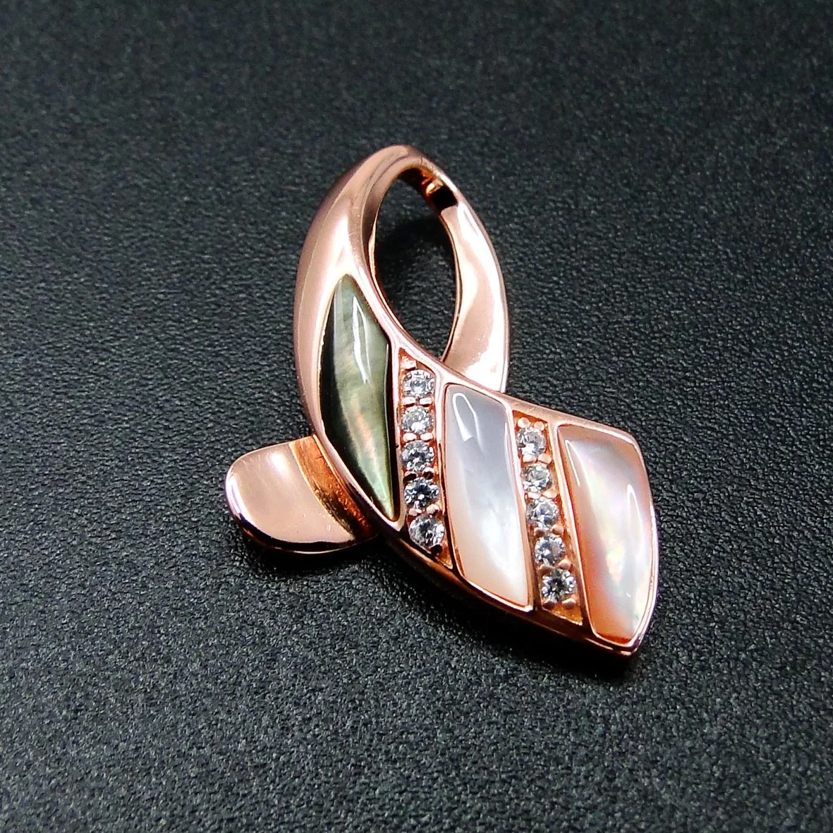 

Simple Sea Hell Jewelry 14K Rose Gold and 925 Sterling SIlver Pink Mother of Pearl Pendant Nature Inlay Jewelry