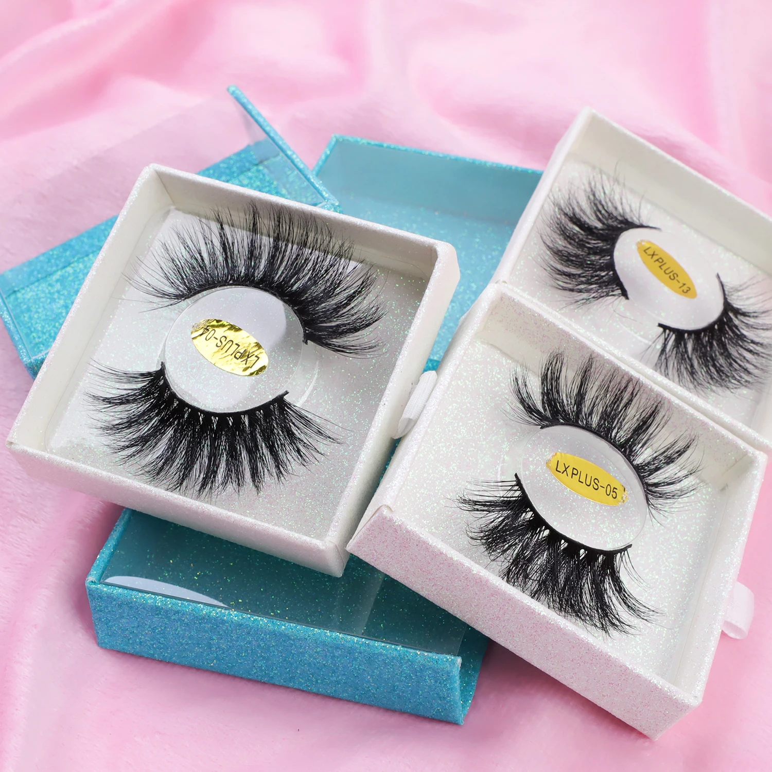 

Wholesale False Lashes empty eyelash case packaging box Bulk Cheap Lashes Mink Strip Eyelashes Vendor