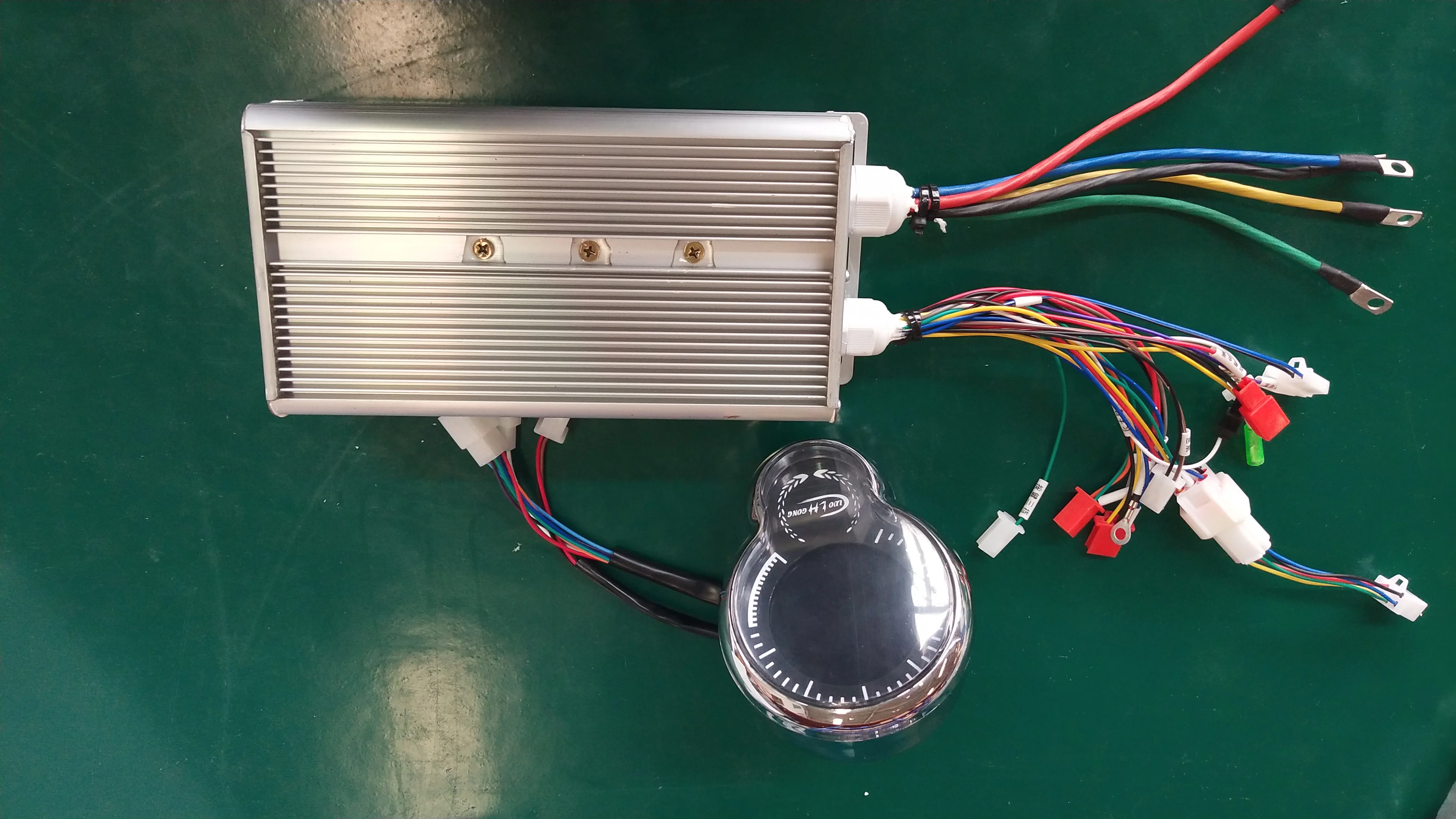 两轮电动自行车摩托车 60v 至 120v 大功率 3000w 矢量正弦波控制器