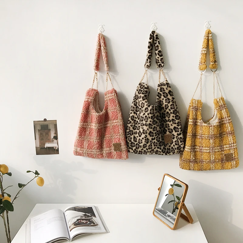 

Plush new vest shape lovely ins wind shopping bags shoulder backpacks, Customized color