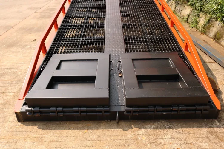 dcqh10 制造商 8-12 吨月 t 便携移动式集装箱装卸码头斜坡坡道