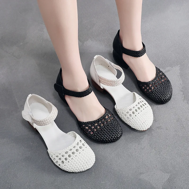 

2021 Spring Summer Retro Leather Female Casual Sandals Thick Medium Heel Woven Hole Female Sandals, White, black