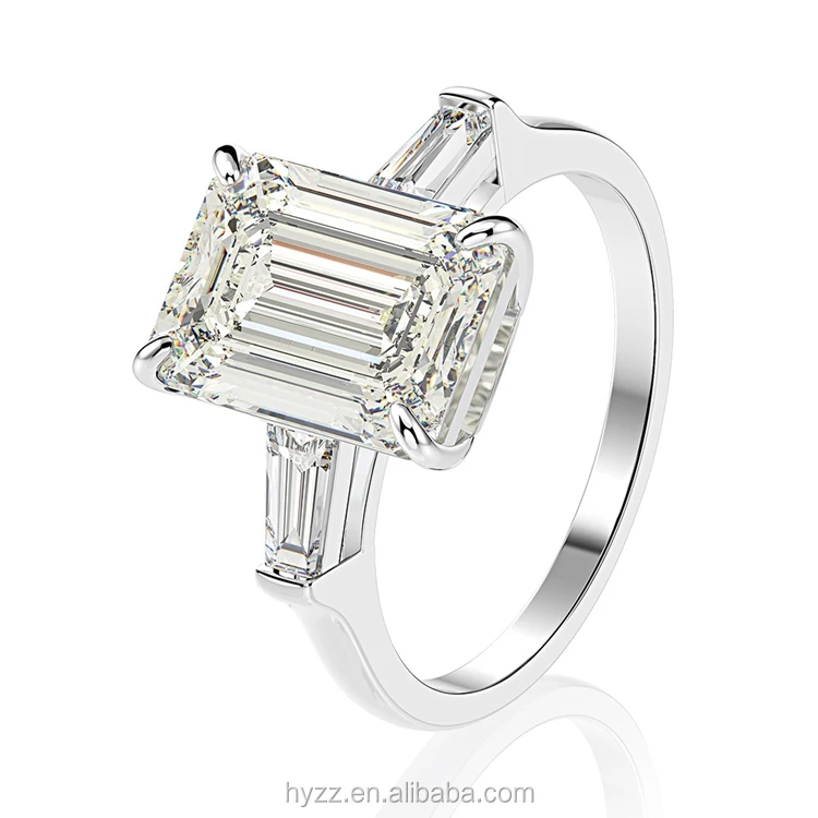 

Classic 925 Sterling Silver Lab Diamond Ring