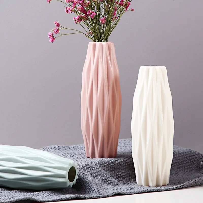 

Shatterproof Vase Imitation Ceramic Flower Pot Origami Plastic Vases for Decoration Milky White Basket Arrangement Home Decor