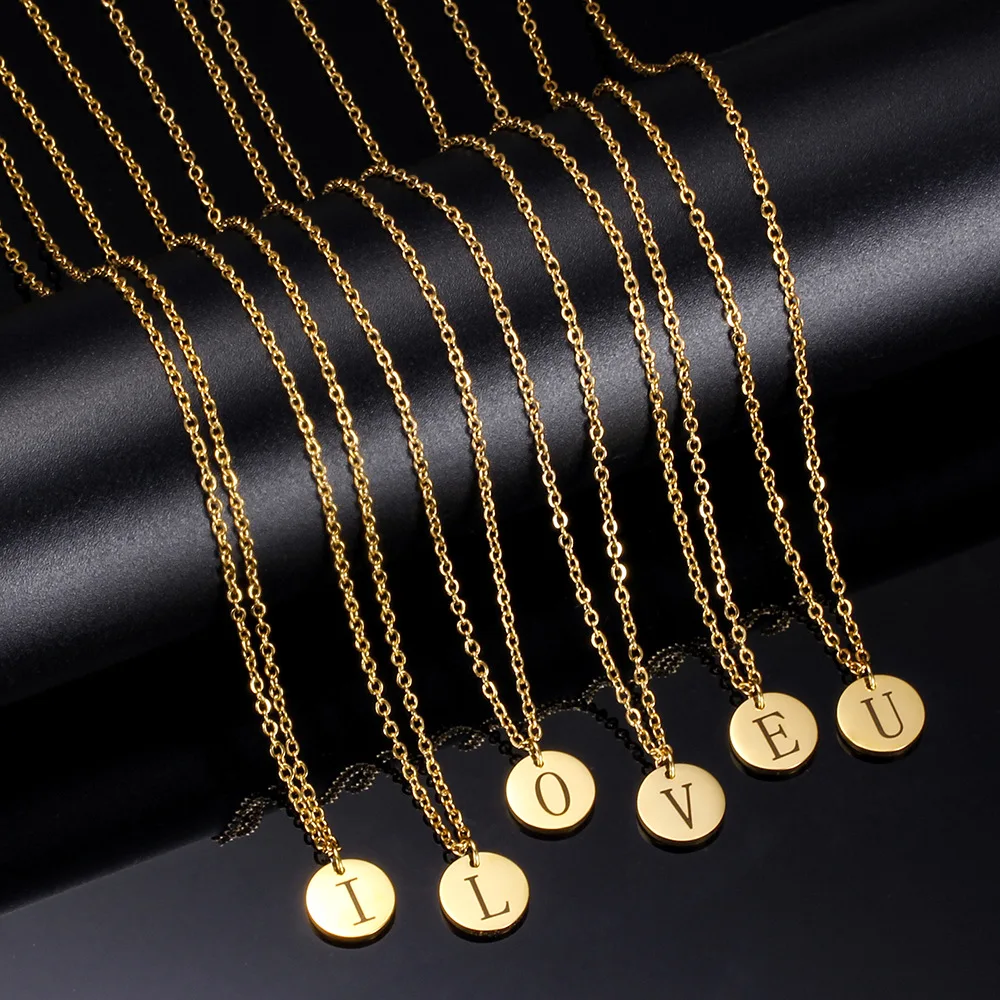 

Titanium Steel 18k Gold Plated 10mm Round Tags 26 Letter Pendant Necklace Stainless Steel Initial Letter Necklace