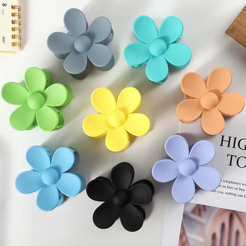 

Hot Sale Matte Leopard Print Claw Clips Fashion Hair Accessories Plastic The Flower Shape Hair Claws For Women