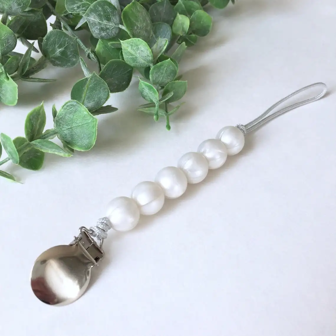 

New Pearl Silicone Beads Baby Teething Pacifier Holder Chain