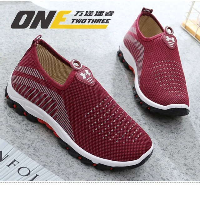 

Summer walking shoes in the elderly safety shoes soft soles comfortable lady shoes sports leisure foot mesh upper woman, Black