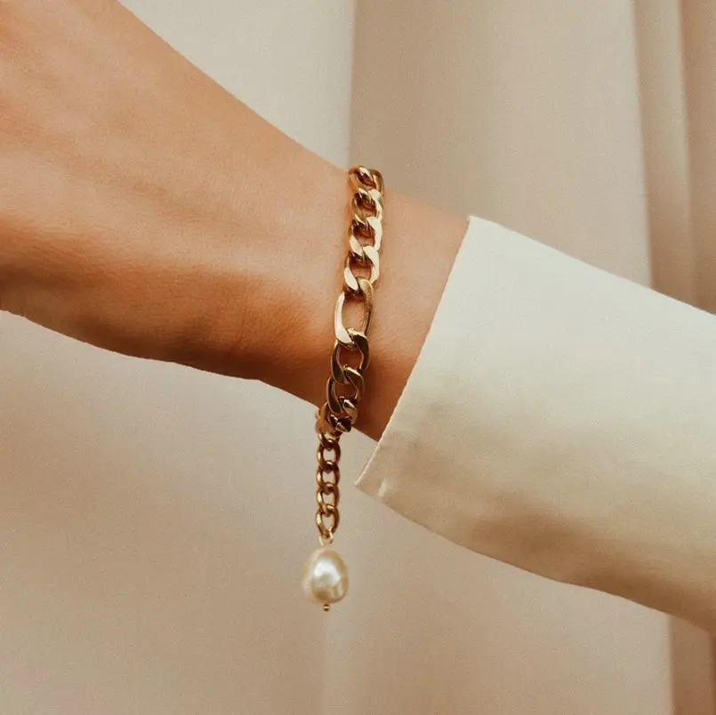 

Waterproof Figaro Chain Bracelet Freshwater Pearl Bracelet 18k Gold 316L Stainless Steel Jewelry Bracelet for Women