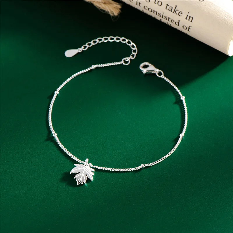 

Korean Style S925 Silver Beaded Chain Maple Leaf Bracelet 925 Sterling Silver Bracelet for Birthday Gifts