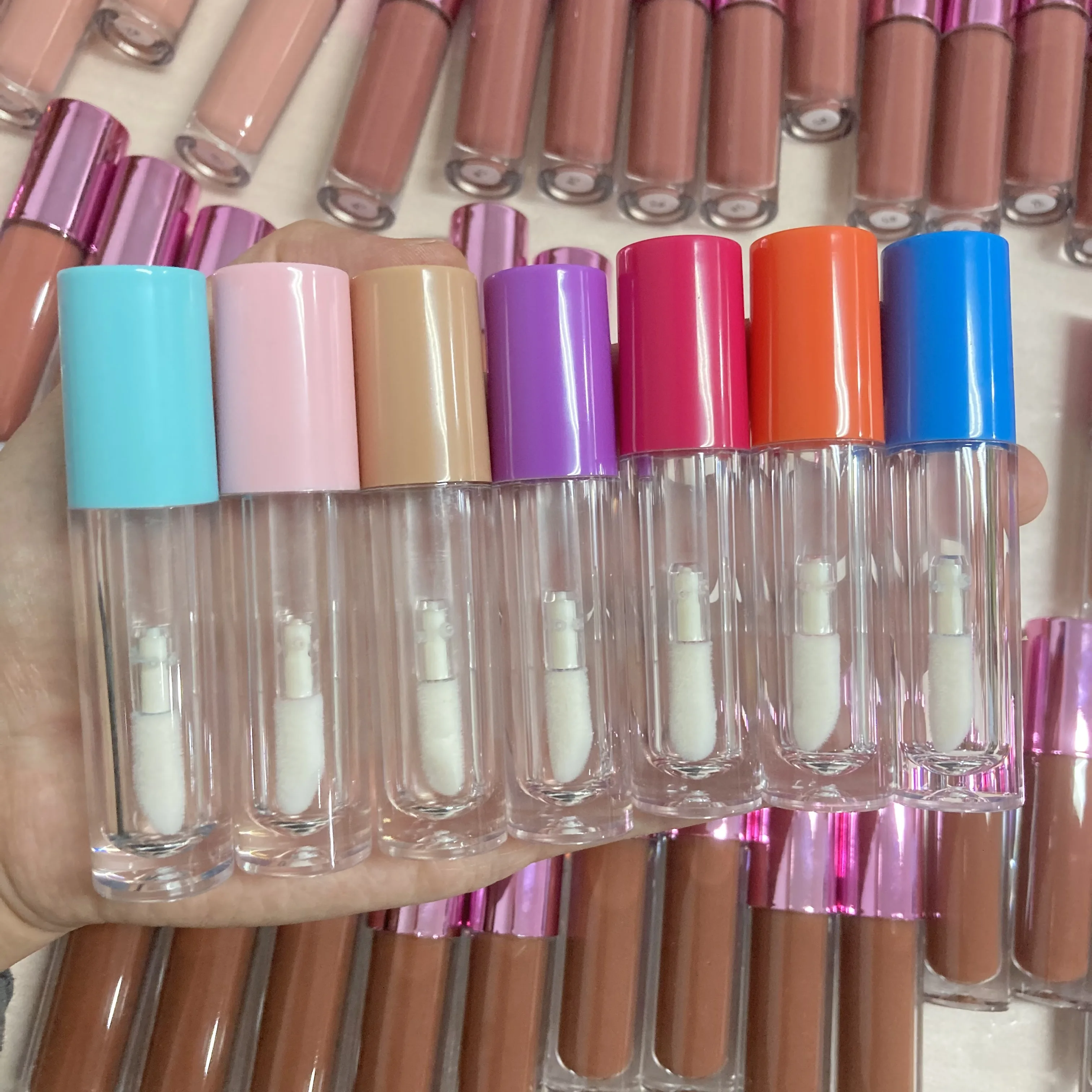 

Lipgloss vendor wholesale lipgloss tubes moisture glossy shiny private label lipgloss