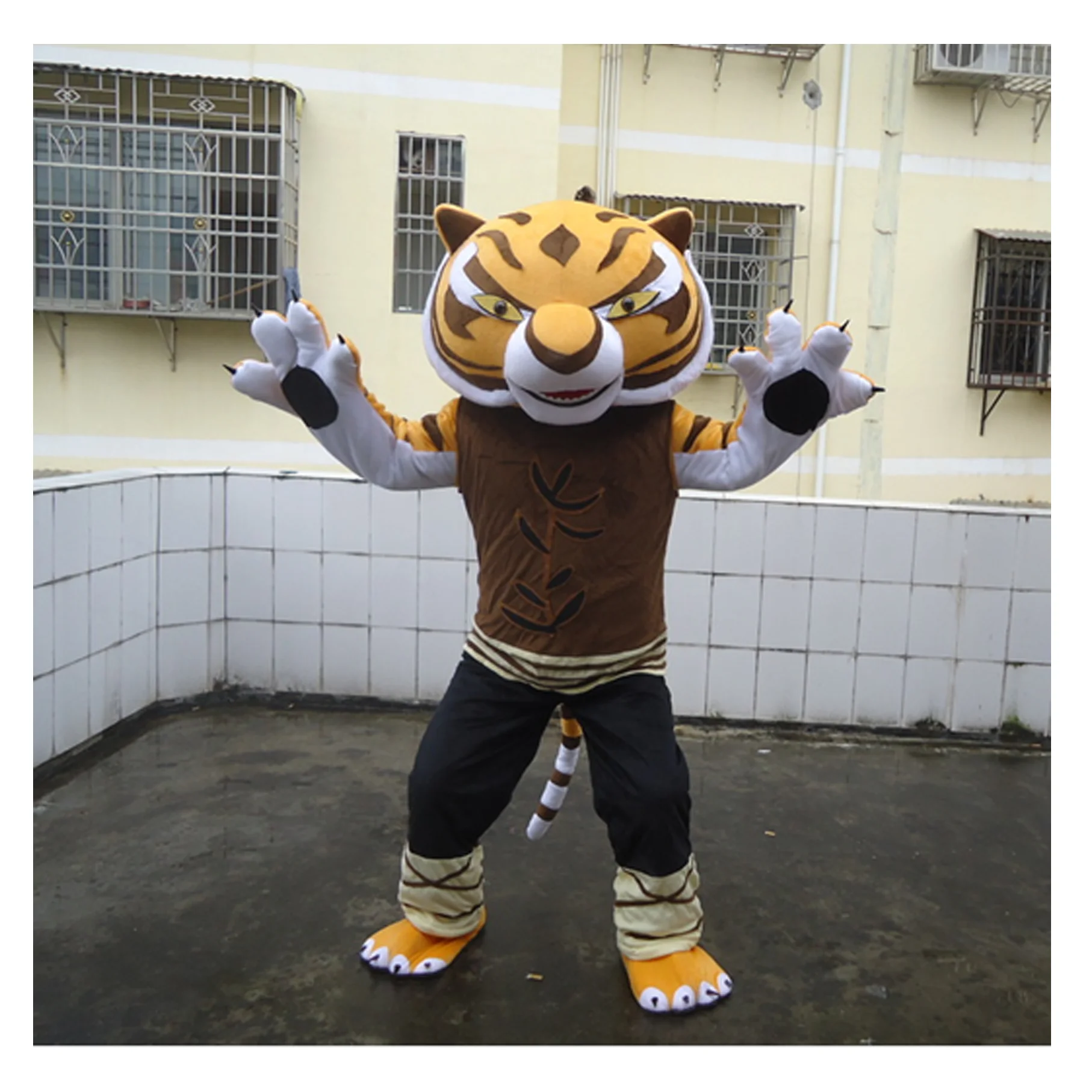 

Free Shipping! Movie Kung Fu tiger walking costume, adult tiger mascot costume for events