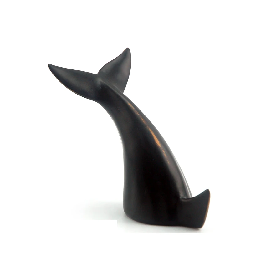 Wholesale resin crafts whale tail statue animal ornaments home gifts supplier