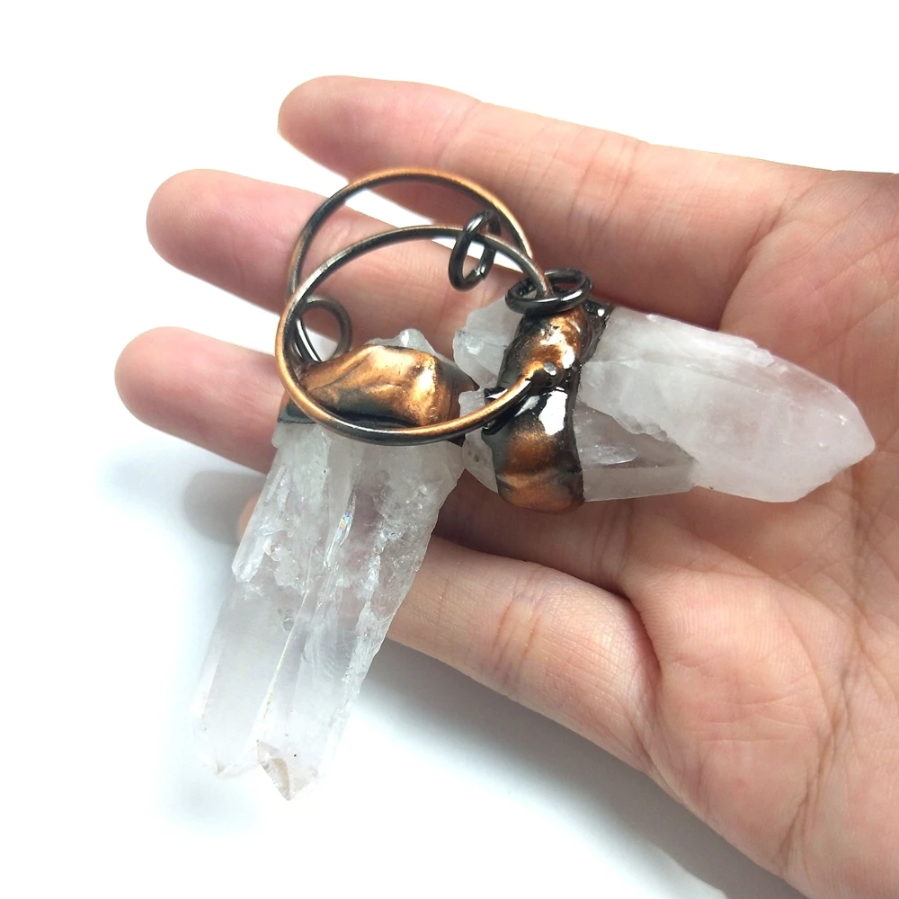 

Gemstone Pendants Real Clear Quartz Jewelry Antique Bronze Plated Soldered Point White Crystal Rough Stone Charms for diy gifts